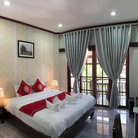 לואנג פרבאנג Le Khounsok Boutique Hotel מראה חיצוני תמונה