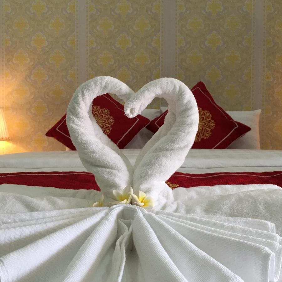 לואנג פרבאנג Le Khounsok Boutique Hotel מראה חיצוני תמונה