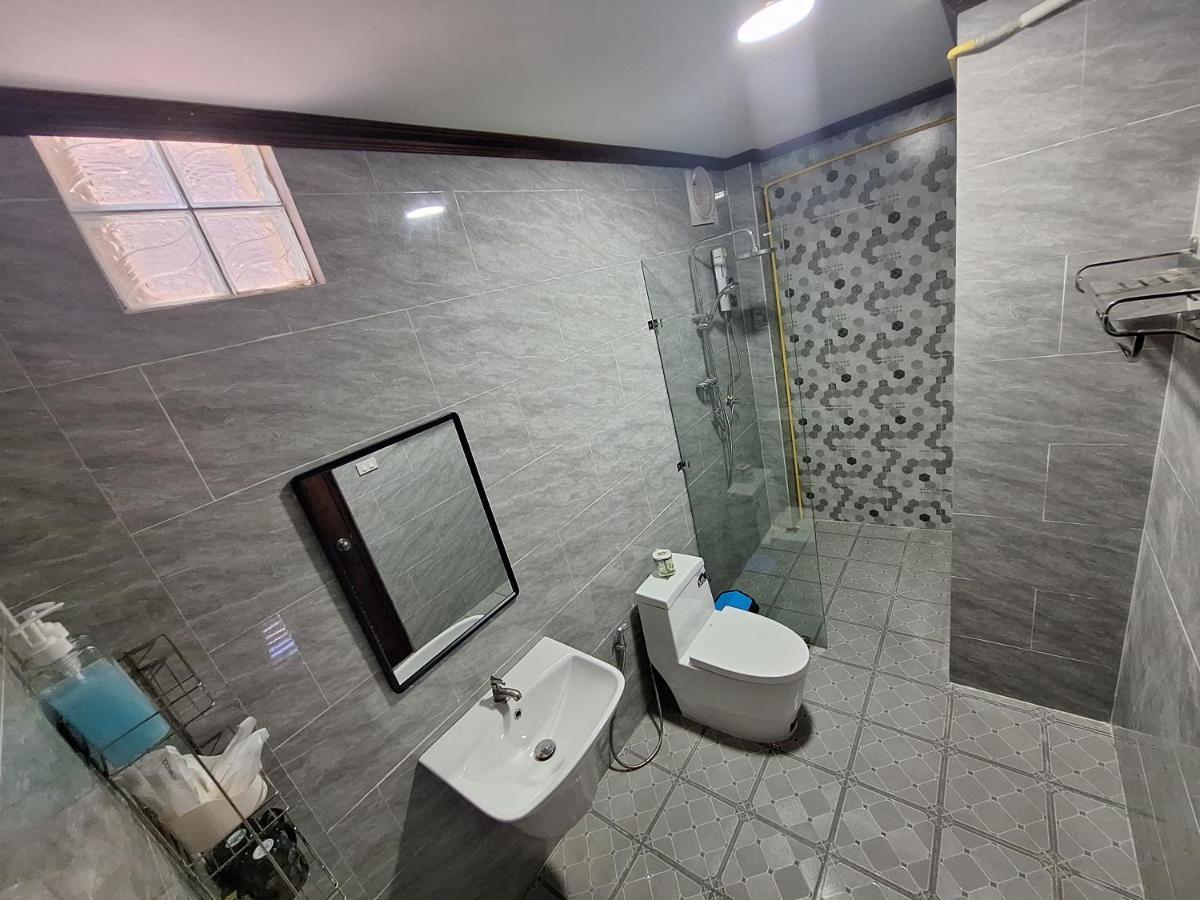 לואנג פרבאנג Le Khounsok Boutique Hotel מראה חיצוני תמונה
